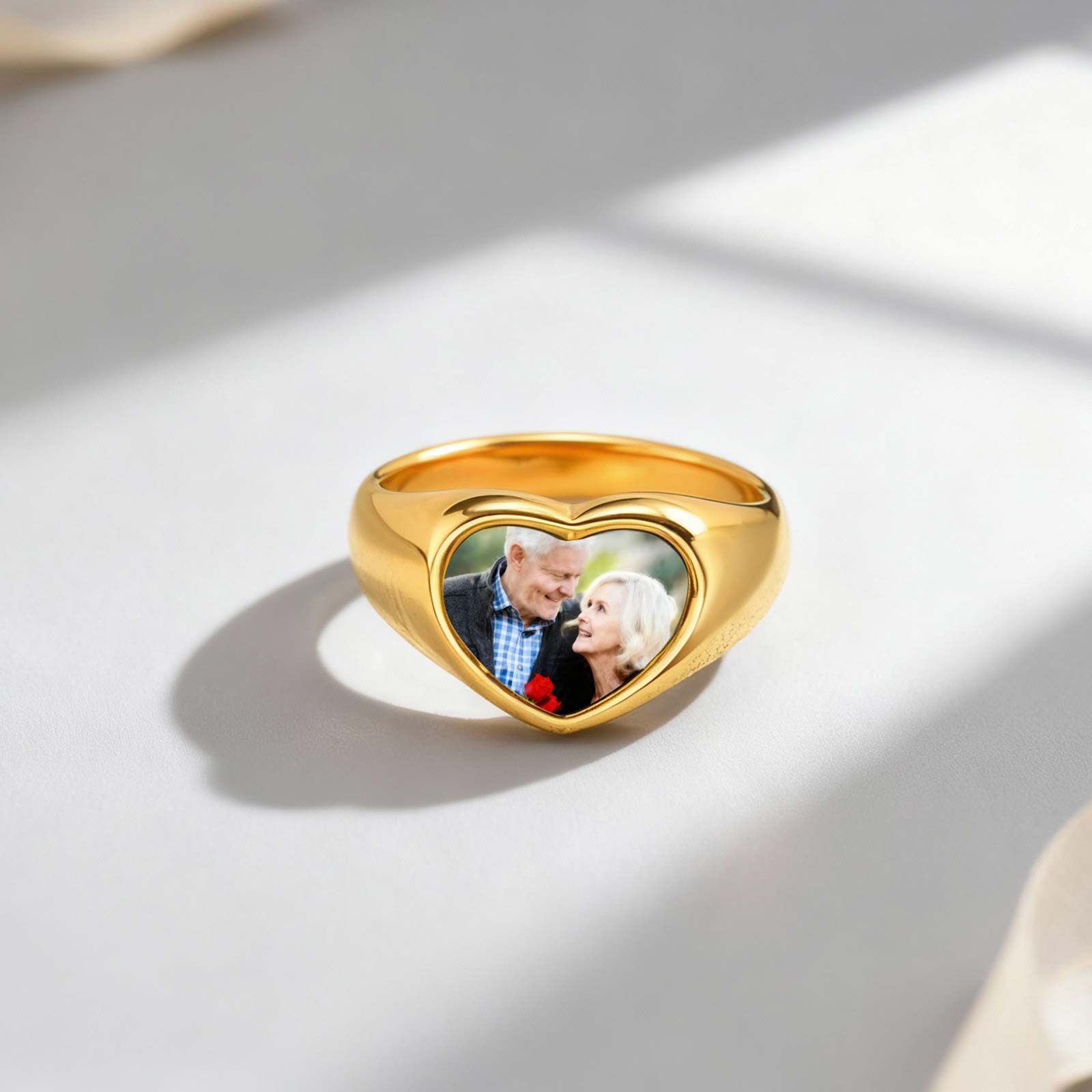 Custom Photo Signet Ring for W - Photographic Memory recension och pris
